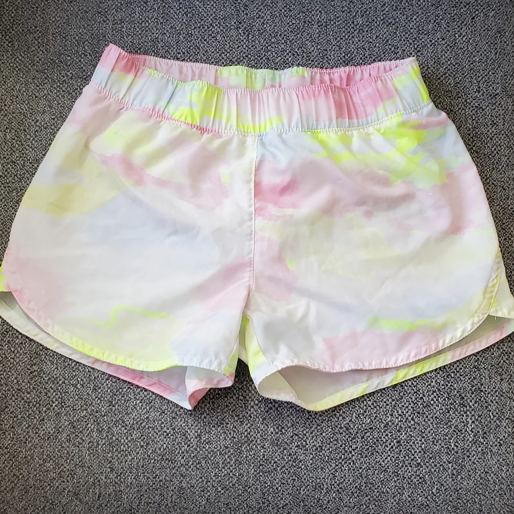 Old Navy Active Wear Shorts Size L(10/12)